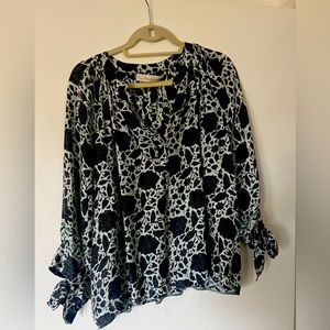 Natalie Martin shirt. Worn a few times. Only dry cleaned.